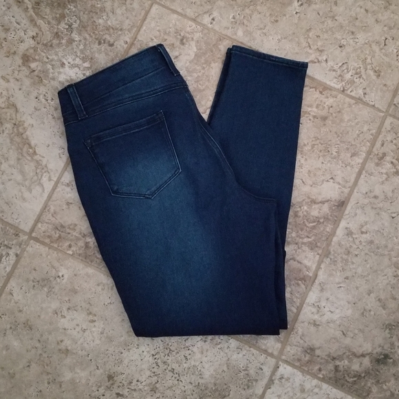 A3 Denim Jeans - Picture 2 of 2